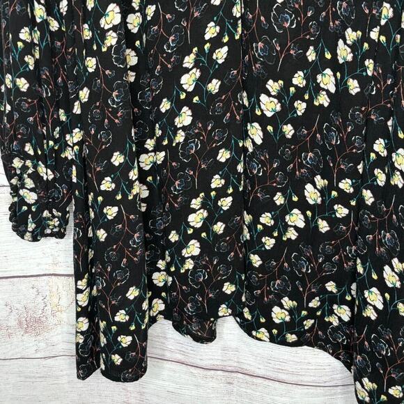 Jessica Simpson Floral Crinkle Fabric Crochet Lace Long Sleeve Top Size 3XL Plus - Picture 12 of 16